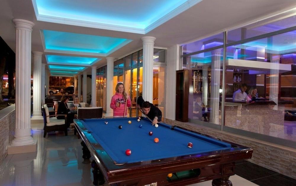 Diamore Hotel 3*